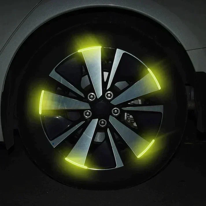 Car & Bike Wheel Hub Reflective Luminous Stickers